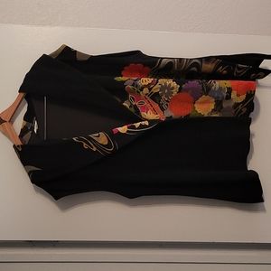 Moonlight tunic style vest with a Asian floral print.